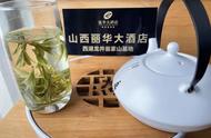 春天的邀约：一起品尝龙井茶