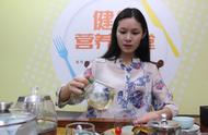 探索中国茶文化的精髓：茶具的演变与种类